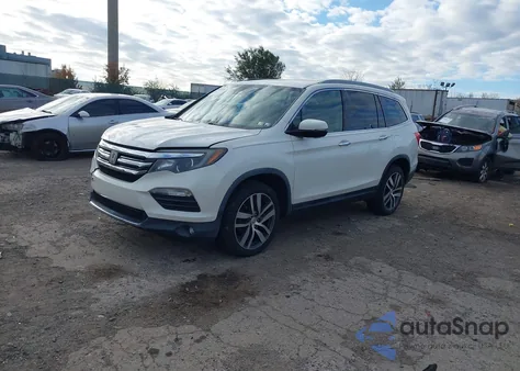2017 Honda Pilot Elite z USA, uszkodzony, nr VIN 5FNYF6H04HB022847